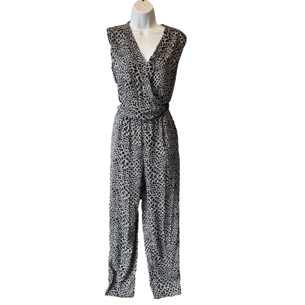 Diane Von Furstenberg jumpsuit 8 Black white Sleeveless Silk blend V-neck Womens